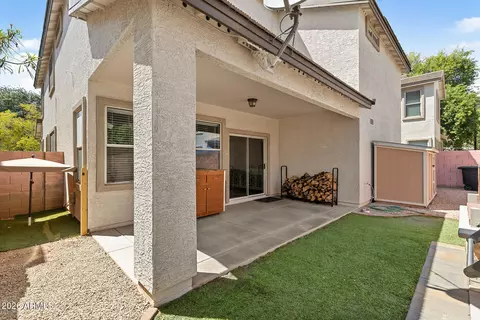 Exterior - 1361 S Swallow Ln, Gilbert, AZ 85296 photo 6 of 12