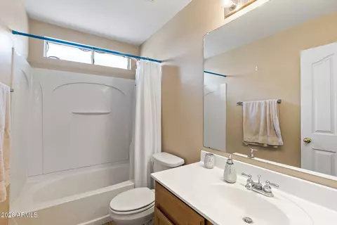 Bath - 1361 S Swallow Ln, Gilbert, AZ 85296 photo 6 of 7