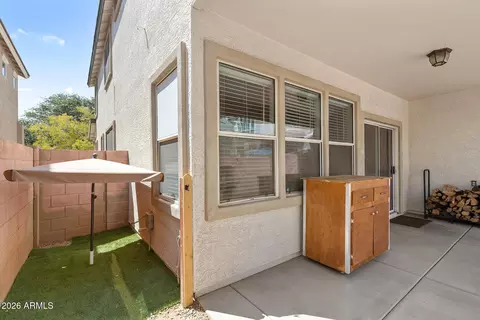 Exterior - 1361 S Swallow Ln, Gilbert, AZ 85296 photo 8 of 12