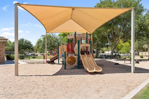 View/Area - 1361 S Swallow Ln, Gilbert, AZ 85296 photo 1 of 3