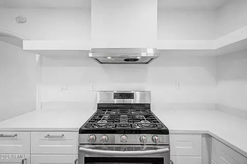 Kitchen - 8624 Edgewood Ave, Mesa, AZ 85208 photo 2 of 3