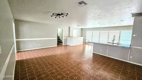 Living - 905 S Pinecone St, Payson, AZ 85541 photo 1 of 3