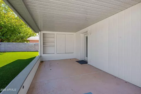 Exterior - 2224 E Sandra Ter, Phoenix, AZ 85022 photo 6 of 9