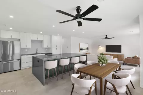 Dining - 2224 E Sandra Ter, Phoenix, AZ 85022 photo 1 of 1