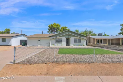Exterior - 2224 E Sandra Ter, Phoenix, AZ 85022 photo 1 of 9