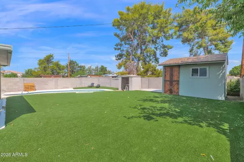 Exterior - 2224 E Sandra Ter, Phoenix, AZ 85022 photo 3 of 9