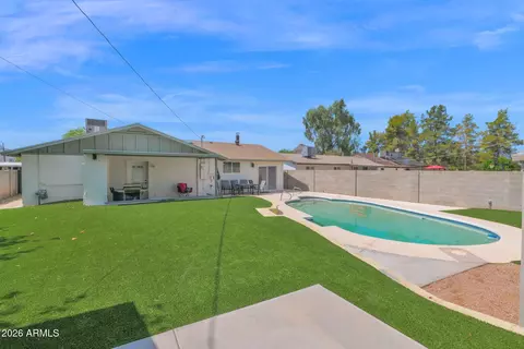 Exterior - 2224 E Sandra Ter, Phoenix, AZ 85022 photo 8 of 9