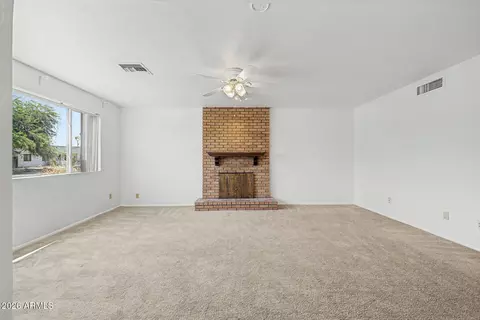 Living - 622 E Grace Dr, Tempe, AZ 85281 photo 1 of 6