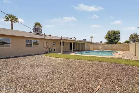 Exterior - 622 E Grace Dr, Tempe, AZ 85281 photo 2 of 2
