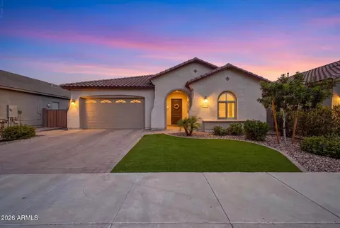 2864 W Santa Fe Dr, San Tan Valley, AZ 85142