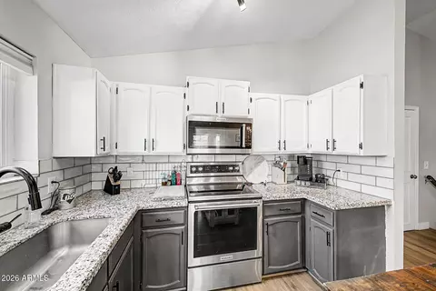 Kitchen - 6730 E Juniper St, Mesa, AZ 85205 photo 5 of 5