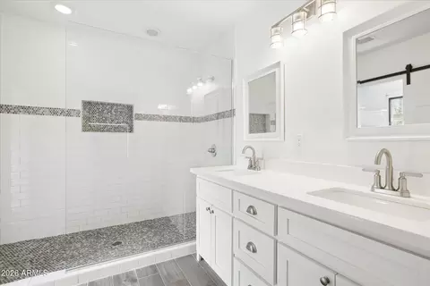 Bath - 4622 E Virginia Ave, Phoenix, AZ 85008 photo 1 of 4