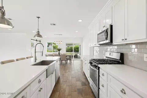 Kitchen - 4622 E Virginia Ave, Phoenix, AZ 85008 photo 3 of 3