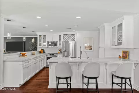 Kitchen - 4330 E Devonshire Ave, Phoenix, AZ 85018 photo 1 of 6
