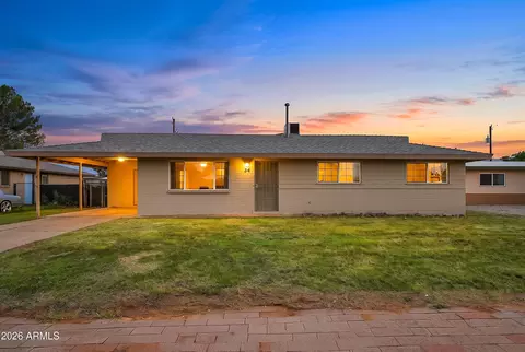 34 W Kayetan Dr, Sierra Vista, AZ 85635
