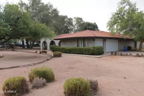 Exterior - 619 E Leah Ln, Gilbert, AZ 85234 photo 1 of 3