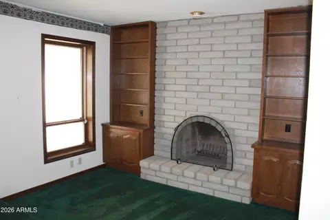 Living - 619 E Leah Ln, Gilbert, AZ 85234 photo 2 of 3