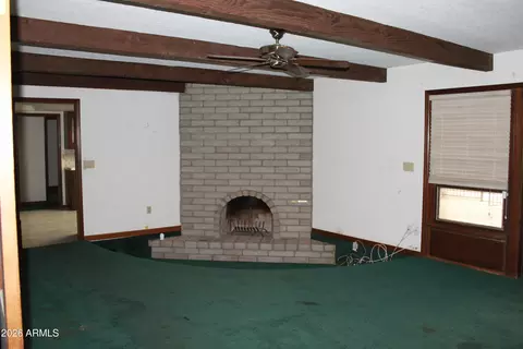Living - 619 E Leah Ln, Gilbert, AZ 85234 photo 1 of 3