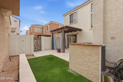 Exterior - 2944 E Megan St, Gilbert, AZ 85295 photo 7 of 8