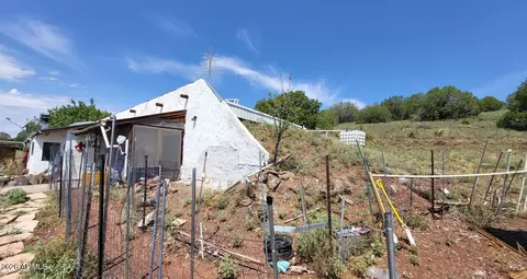 Exterior - 50400 N Starship Trl, Ash Fork, AZ 86320 photo 2 of 2