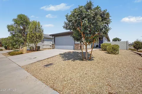 17308 W Daley Ln, Surprise, AZ 85387