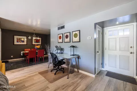 Entry Way - 140 E Coronado Rd #19, Phoenix, AZ 85004 photo 2 of 2