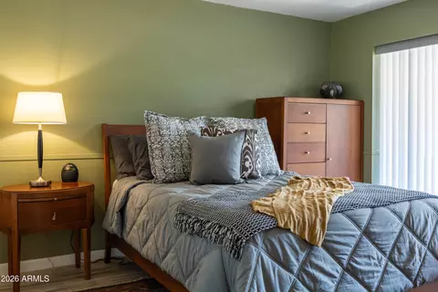 Bedroom - 140 E Coronado Rd #19, Phoenix, AZ 85004 photo 2 of 6