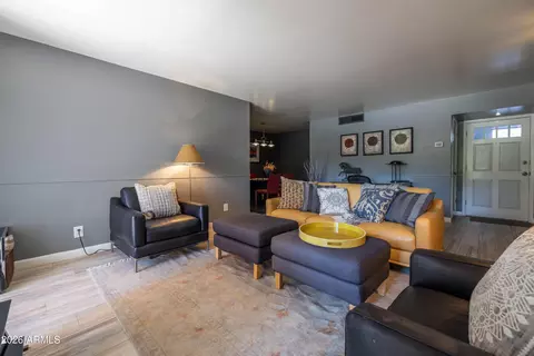 Living - 140 E Coronado Rd #19, Phoenix, AZ 85004 photo 6 of 6