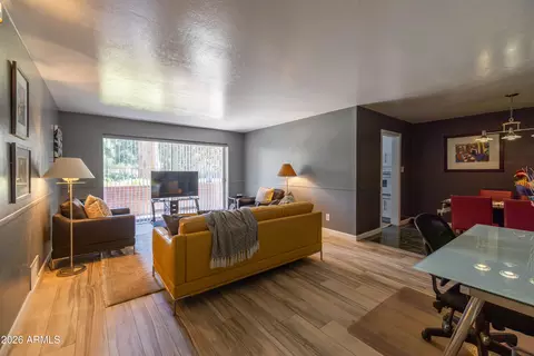 Living - 140 E Coronado Rd #19, Phoenix, AZ 85004 photo 1 of 6