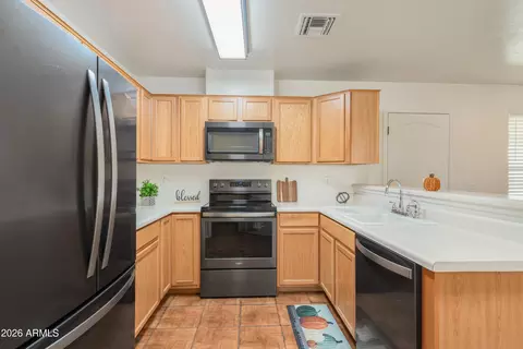 Kitchen - 83 Maricopa Dr, Bisbee, AZ 85603 photo 4 of 4