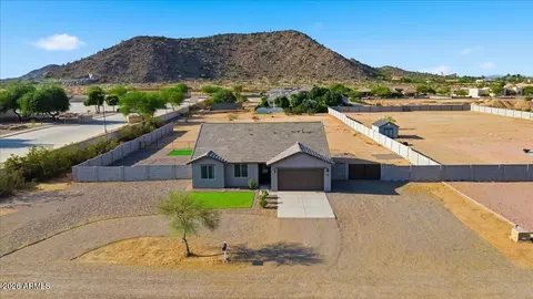 8584 W Ginger Trl, Casa Grande, AZ 85194