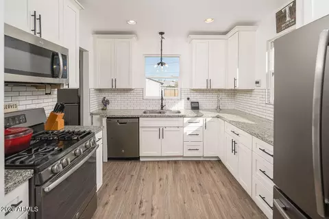 Kitchen - 1150 E Polk St, Phoenix, AZ 85006 photo 1 of 3