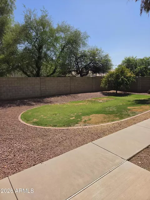 Exterior - 2925 E Blackhawk Dr, Phoenix, AZ 85050 photo 2 of 3