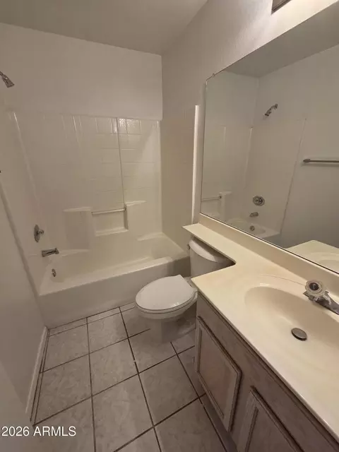 Bath - 2925 E Blackhawk Dr, Phoenix, AZ 85050 photo 1 of 3