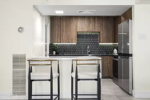 Kitchen - 6502 N Central Ave #C101, Phoenix, AZ 85012 photo 2 of 5