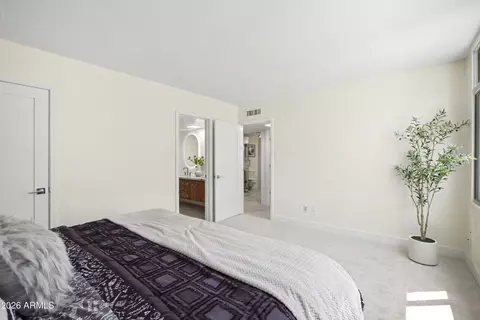 Bedroom - 6502 N Central Ave #C101, Phoenix, AZ 85012 photo 2 of 5
