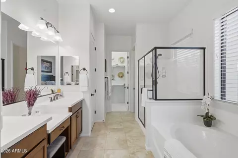 Bath - 9143 E Kramer St, Mesa, AZ 85207 photo 3 of 4