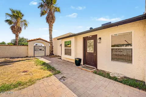 Exterior - 1510 E Taro Ln, Phoenix, AZ 85024 photo 6 of 6
