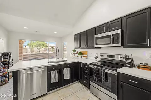 Kitchen - 7143 E Milagro Ave, Mesa, AZ 85209 photo 2 of 4