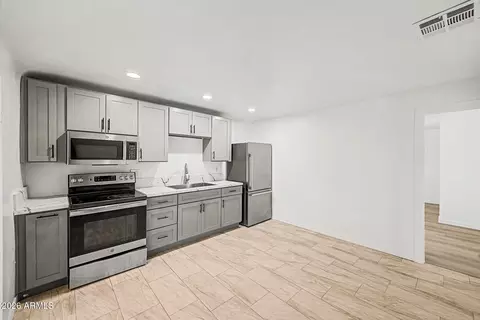 Kitchen - 3809 E Taylor St, Phoenix, AZ 85008 photo 1 of 3