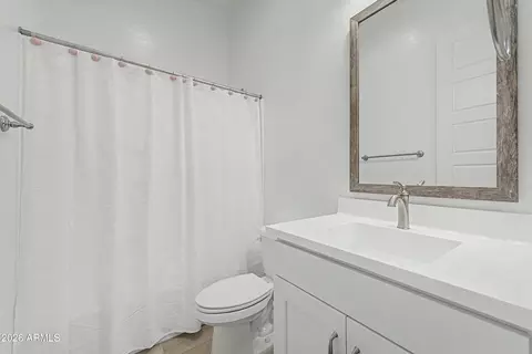 Bath - 8139 E Jacaranda St, Mesa, AZ 85207 photo 4 of 5