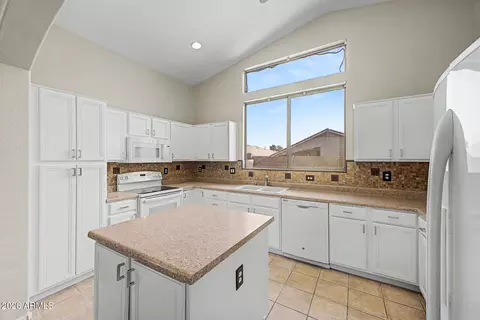 Kitchen - 8965 E Hillview St, Mesa, AZ 85207 photo 1 of 3