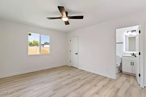 Bedroom - 7608 N 18th Ave, Phoenix, AZ 85021 photo 8 of 11