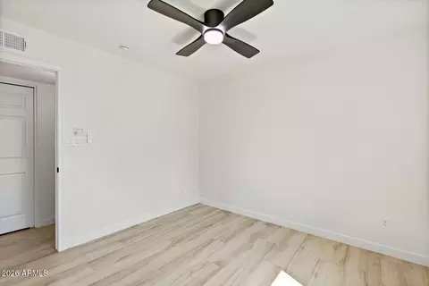 Bedroom - 7608 N 18th Ave, Phoenix, AZ 85021 photo 3 of 11