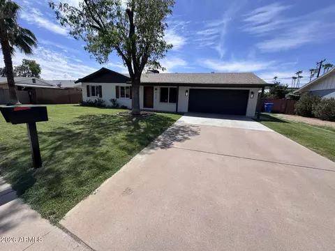 Exterior - 7608 N 18th Ave, Phoenix, AZ 85021 photo 5 of 8