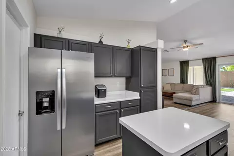 Kitchen - 663 E Ivanhoe St, Chandler, AZ 85225 photo 4 of 6