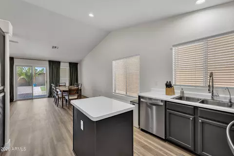 Kitchen - 663 E Ivanhoe St, Chandler, AZ 85225 photo 6 of 6