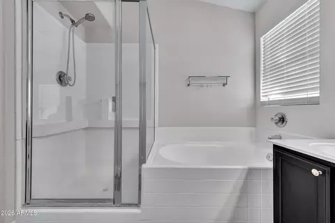 Bath - 663 E Ivanhoe St, Chandler, AZ 85225 photo 3 of 4