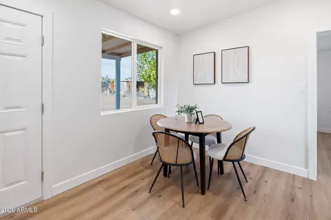 Dining - 1204 W Brown St, Phoenix, AZ 85021 photo 1 of 1