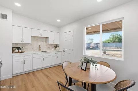 Other - 1204 W Brown St, Phoenix, AZ 85021 photo 2 of 8